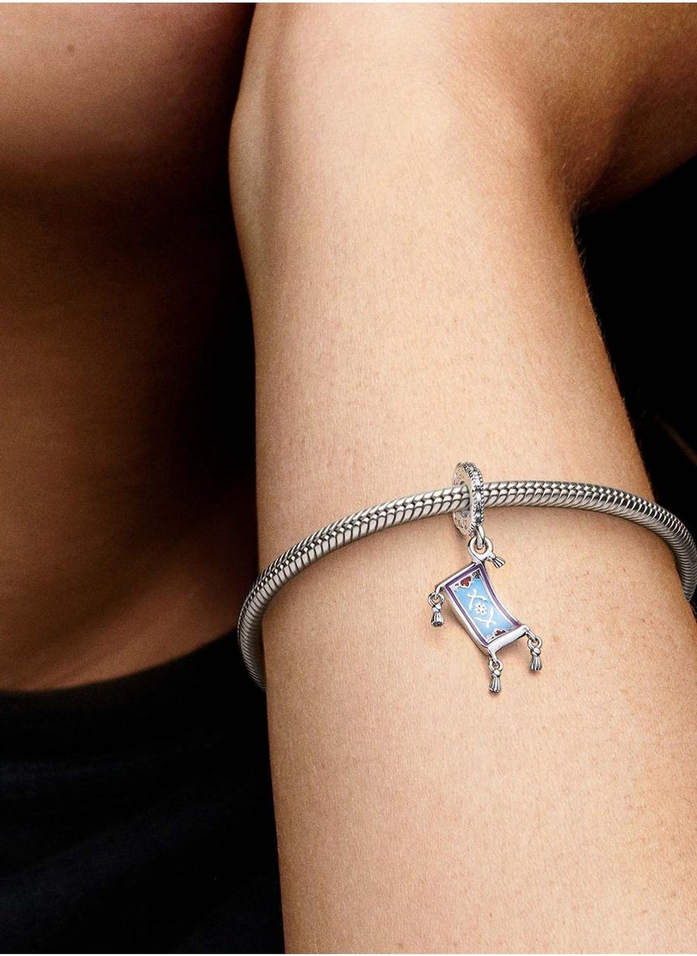 buy-pandora-disney-aladdin-magic-carpet-dangle-charm_099