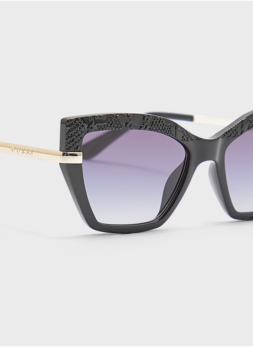 buy-guess-gu0021601b53-cat-eyesunglasses_2ch
