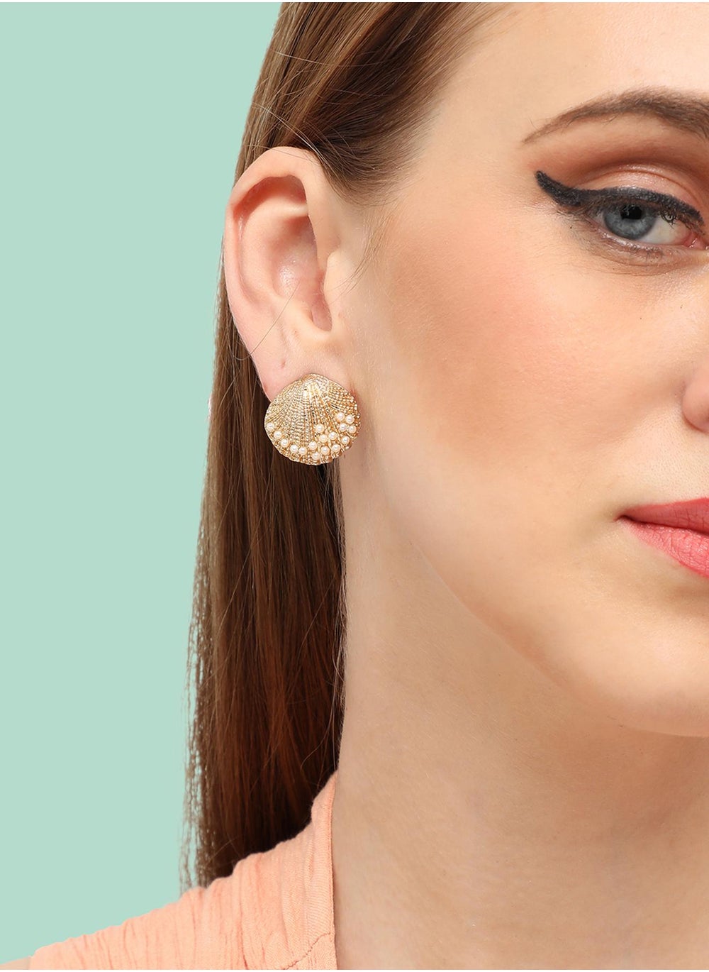 buy-sohi-party-stud-earrings_xn5