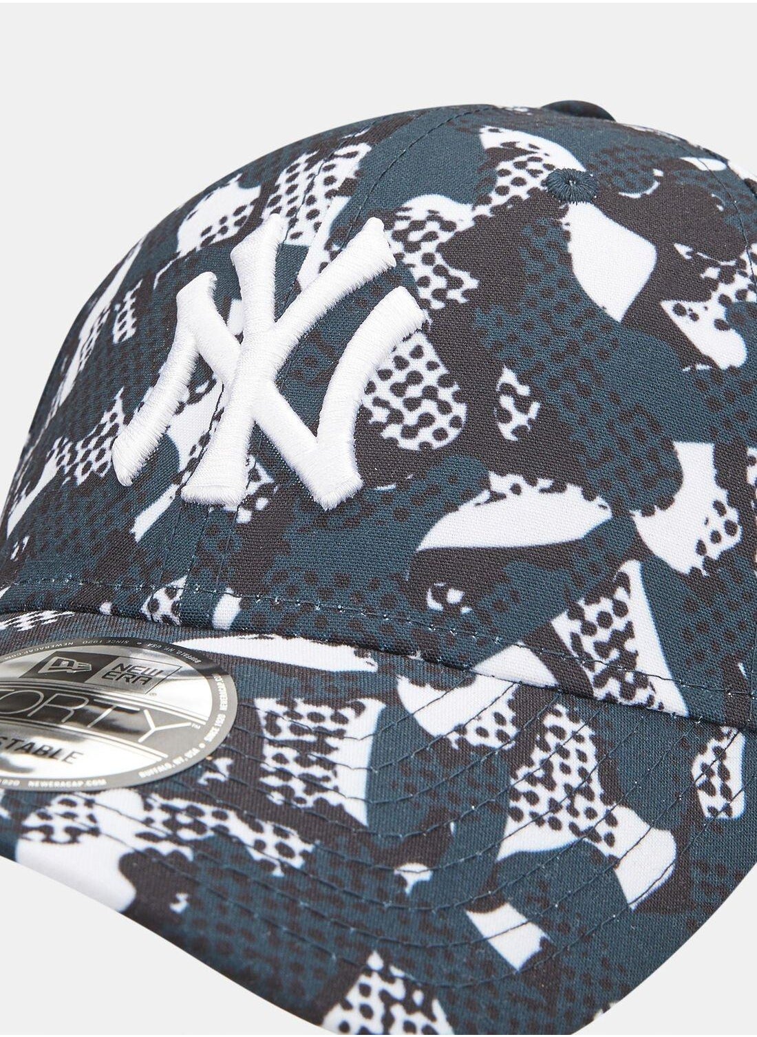 buy-new-era-men-s-mlb-new-york-yankees-seasonal-print-9forty-cap_tr4