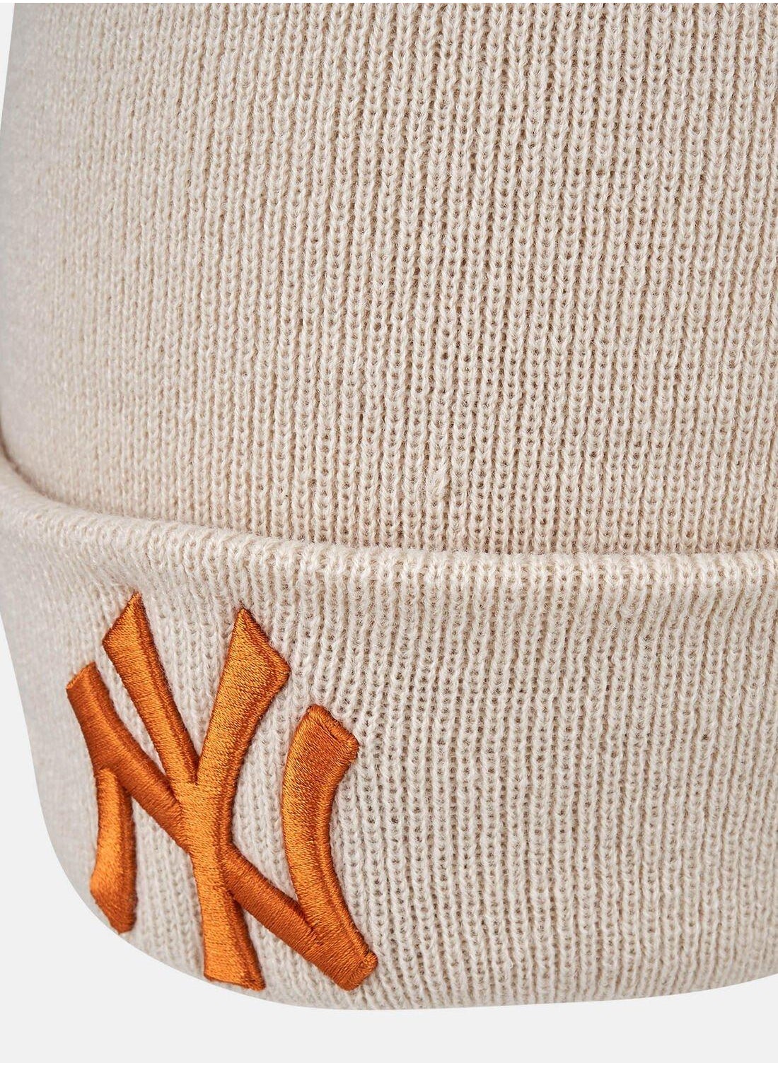 buy-new-era-men-s-new-york-yankees-league-essential-cuff-beanie_hh5