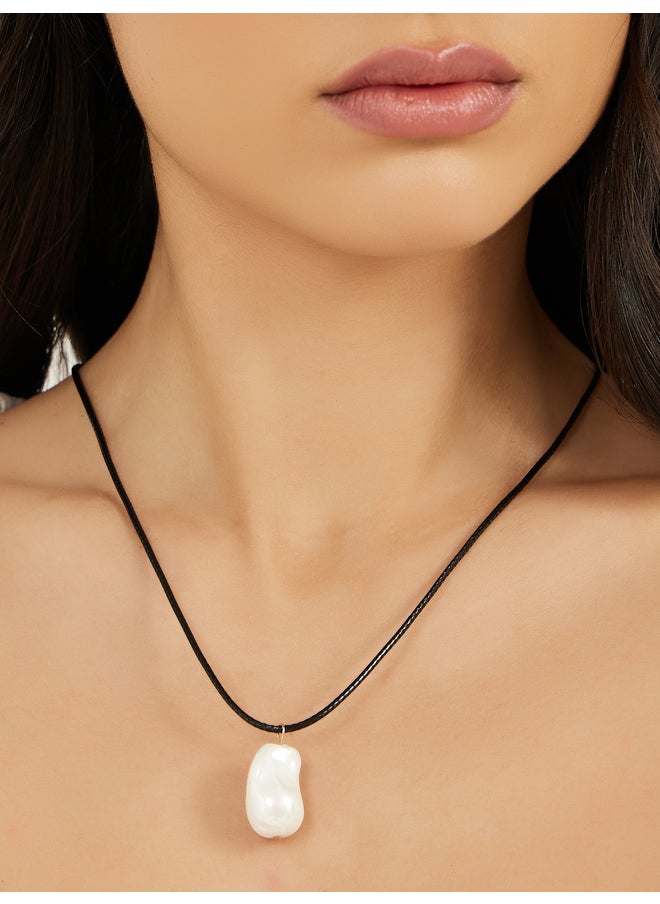 buy-styli-styli-pearl-pendant-necklace-on-cord_pi2