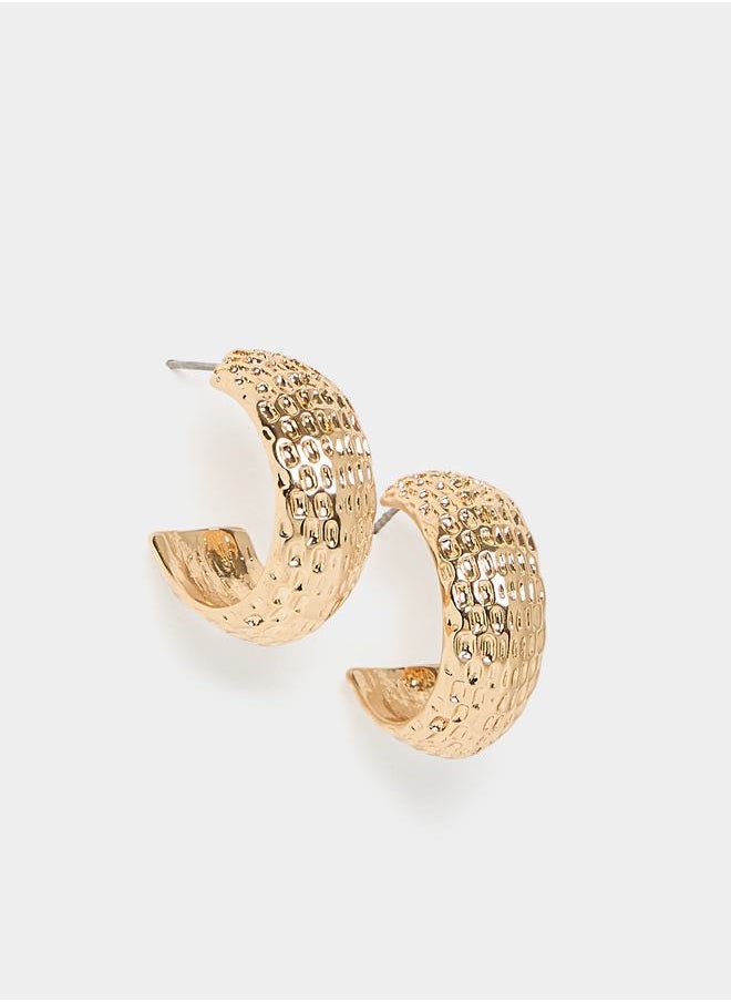 buy-styli-textured-hoop-earrings_w6n