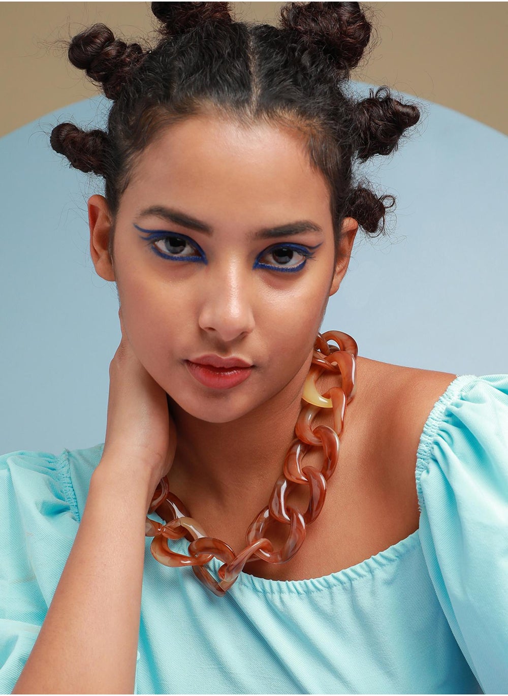 buy-sohi-trendy-designer-casual-necklace_pur