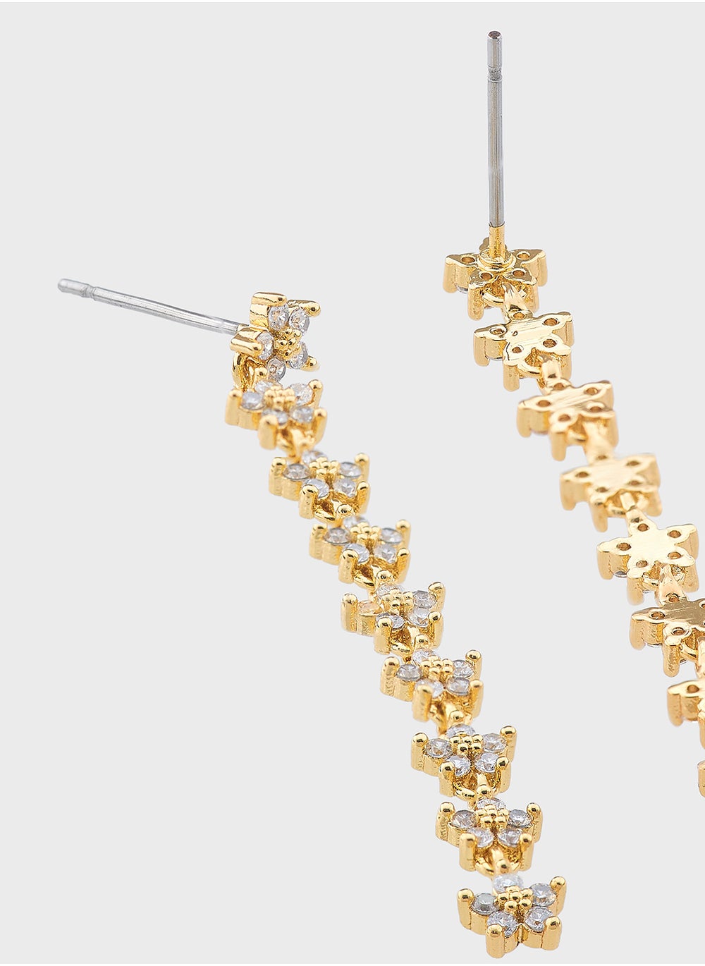 buy-ella-limited-edition-by-namshi-diamante-drop-earrings_ut1