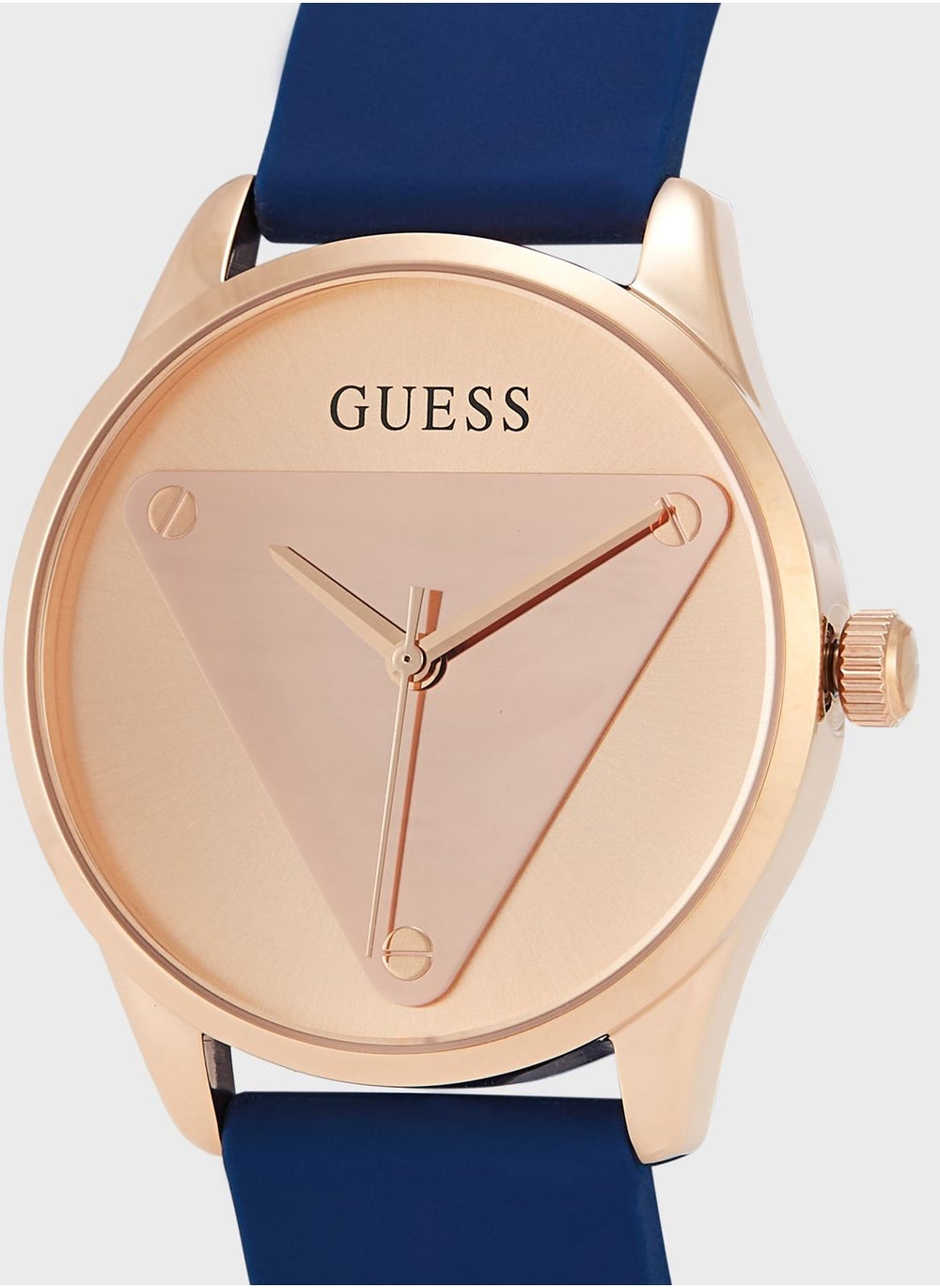 buy-guess-emblem-analog-watch_um7