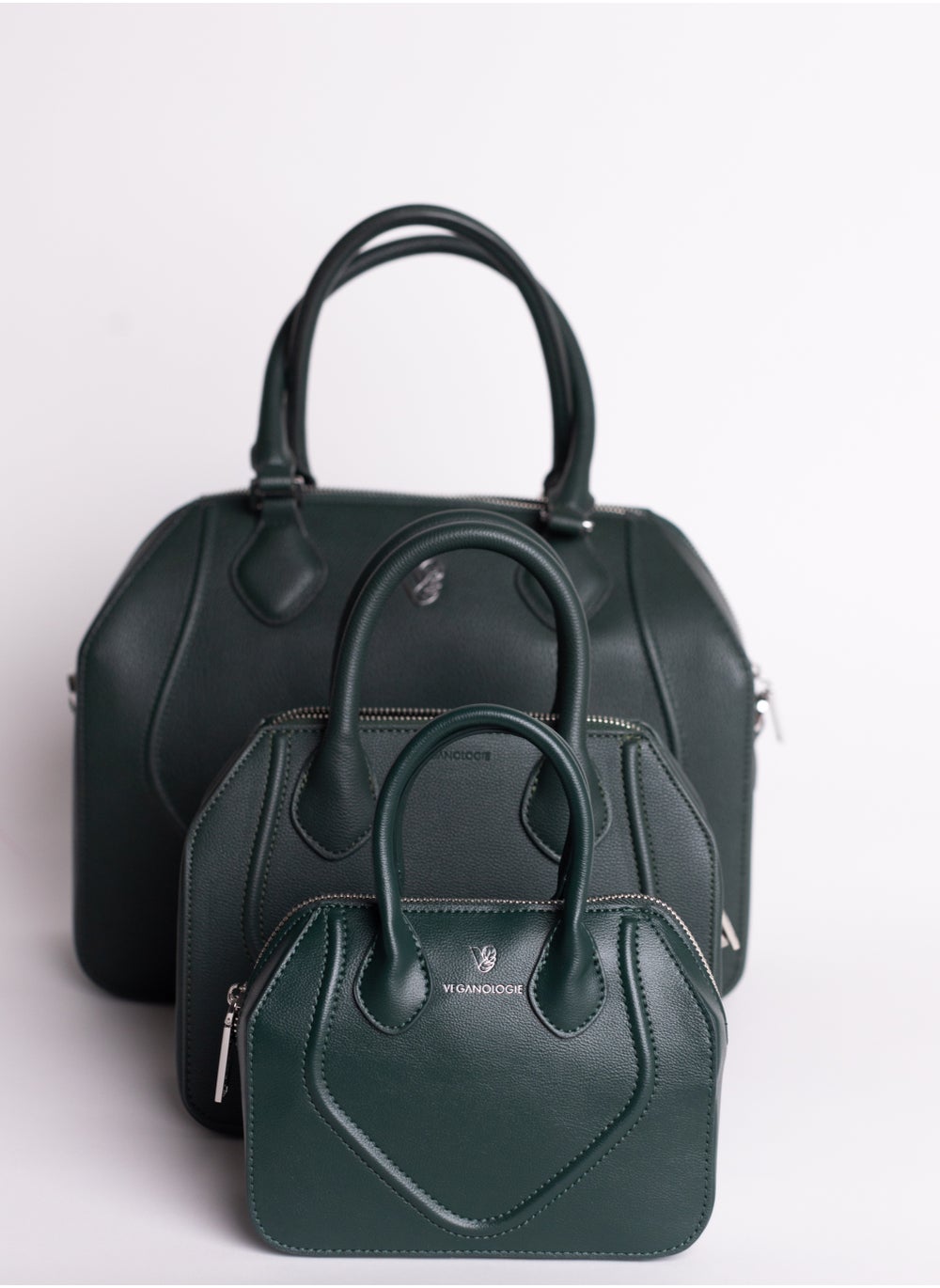 buy-veganologie-mini-gemma-handbag-in-green-made-from-1-3-bamboo-stems_b3v
