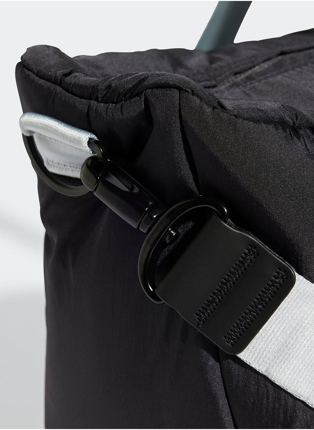 buy-adidas-logo-print-duffel-bag_gyl