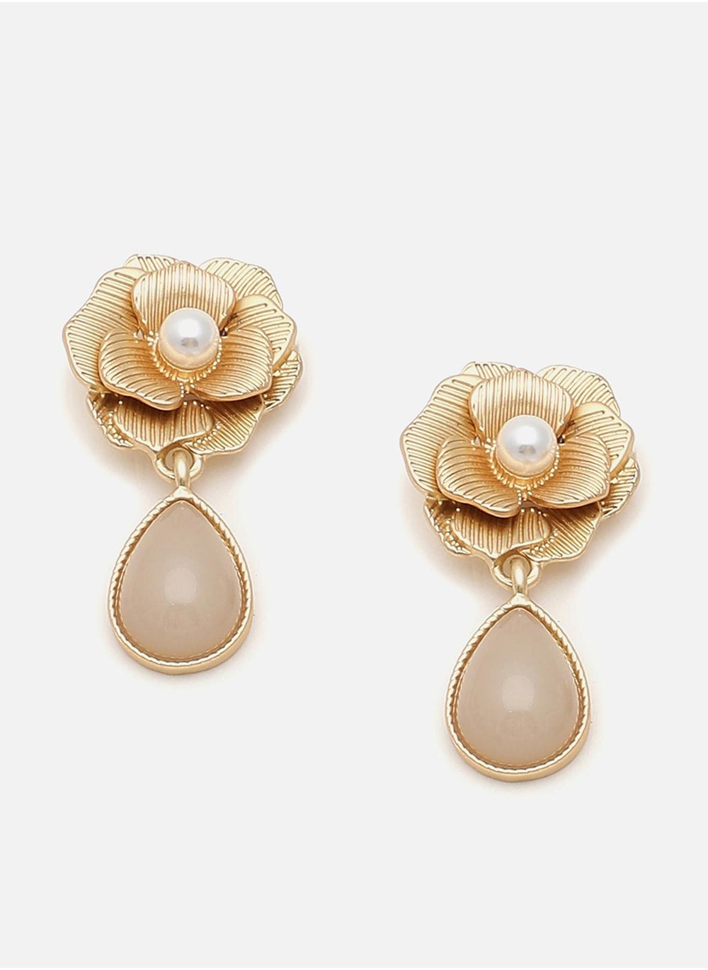 buy-sohi-party-drop-earrings_fx9