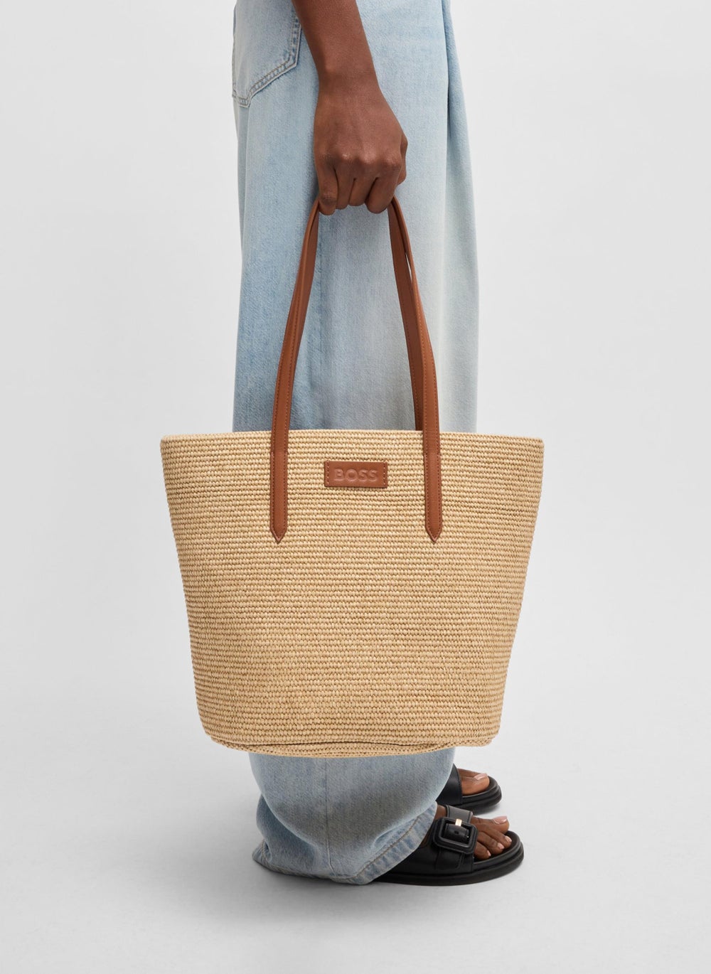 buy-boss-raffia-tote-bag-with-detachable-pouch_b1e