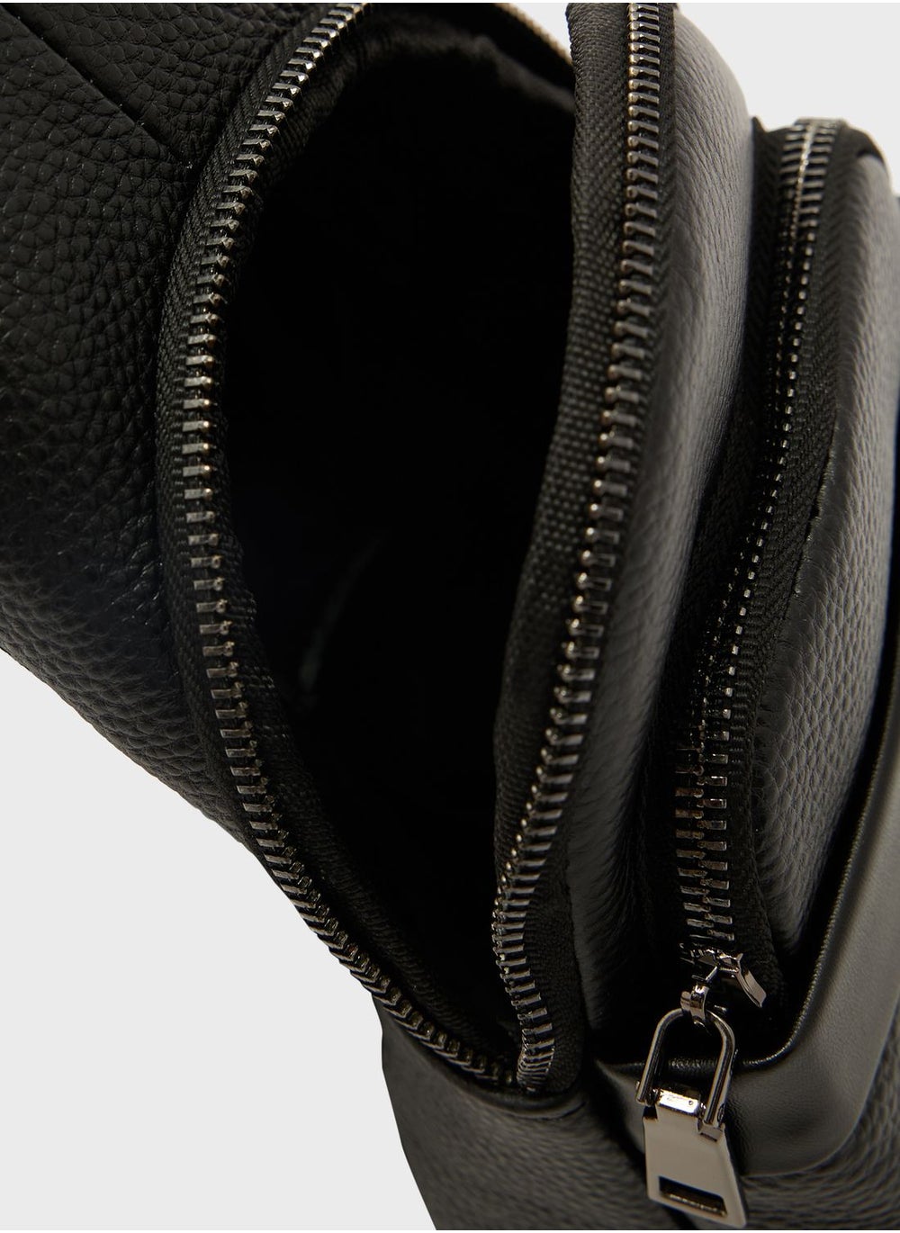 buy-robert-wood-one-shoulder-cross-body-bag_jld