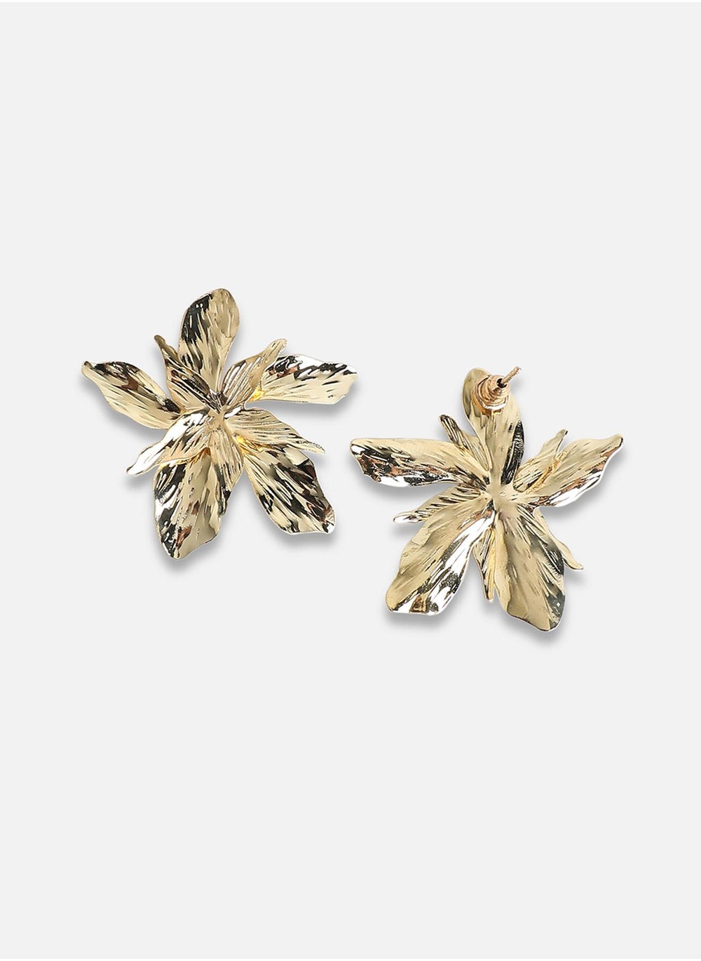 buy-sohi-metallic-flora-drop-earrings_te8