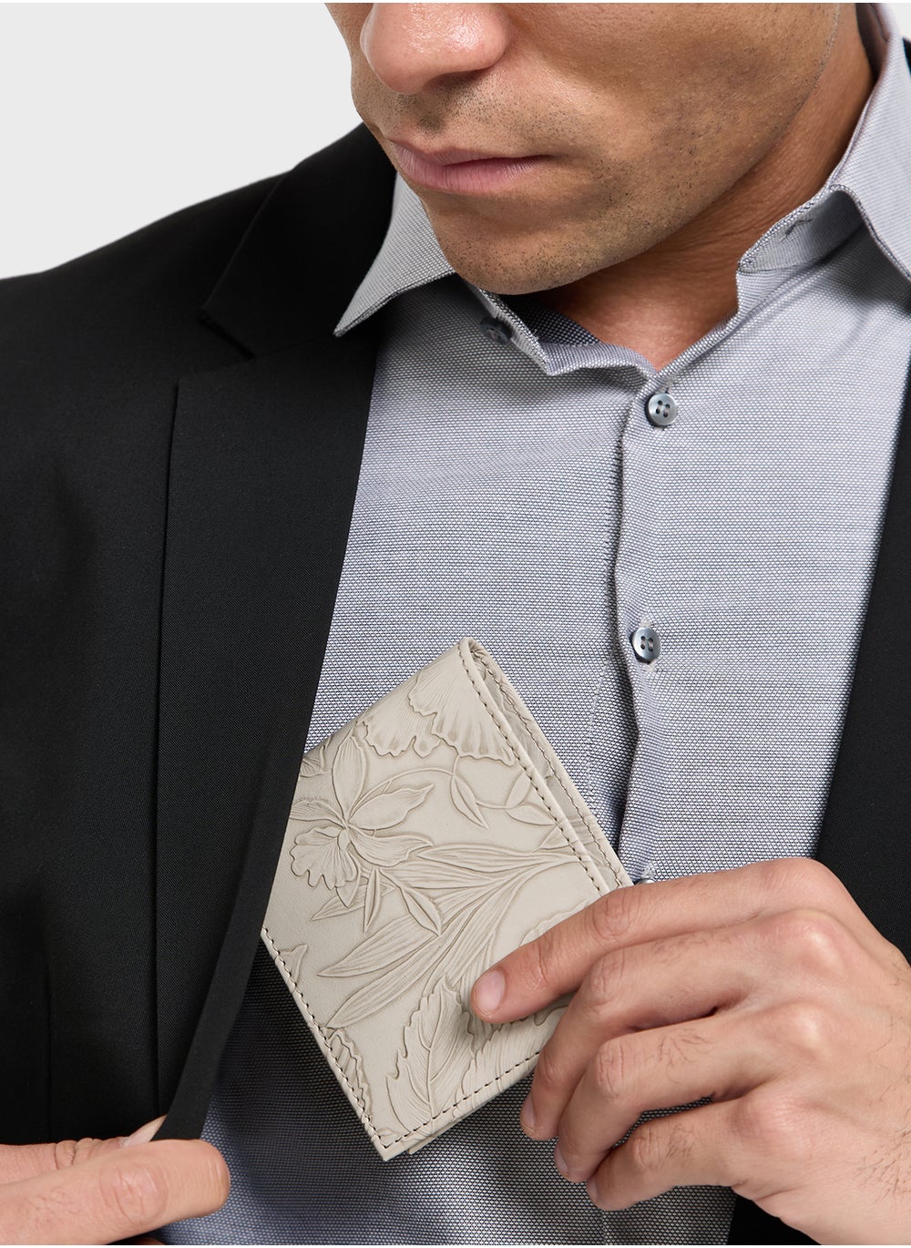 buy-robert-wood-textured-bi-fold-wallet_fue