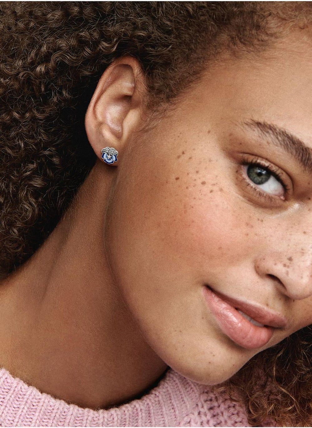 buy-pandora-pansy-sterling-stud-earrings_l9g