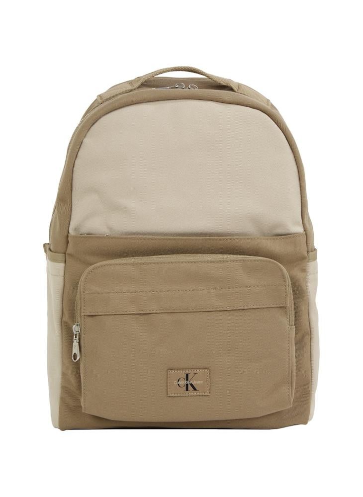buy-calvin-klein-jeans-zip-backpack_n2g