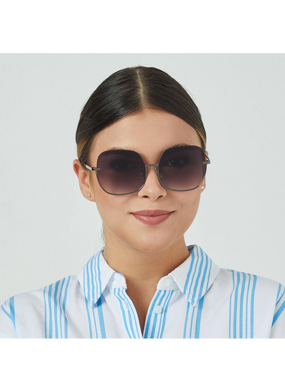 buy-blackout-geo-women-gray-sunglasses-frame-material-metal-frame-color-gray-lens-color-black-full-rim_x0q