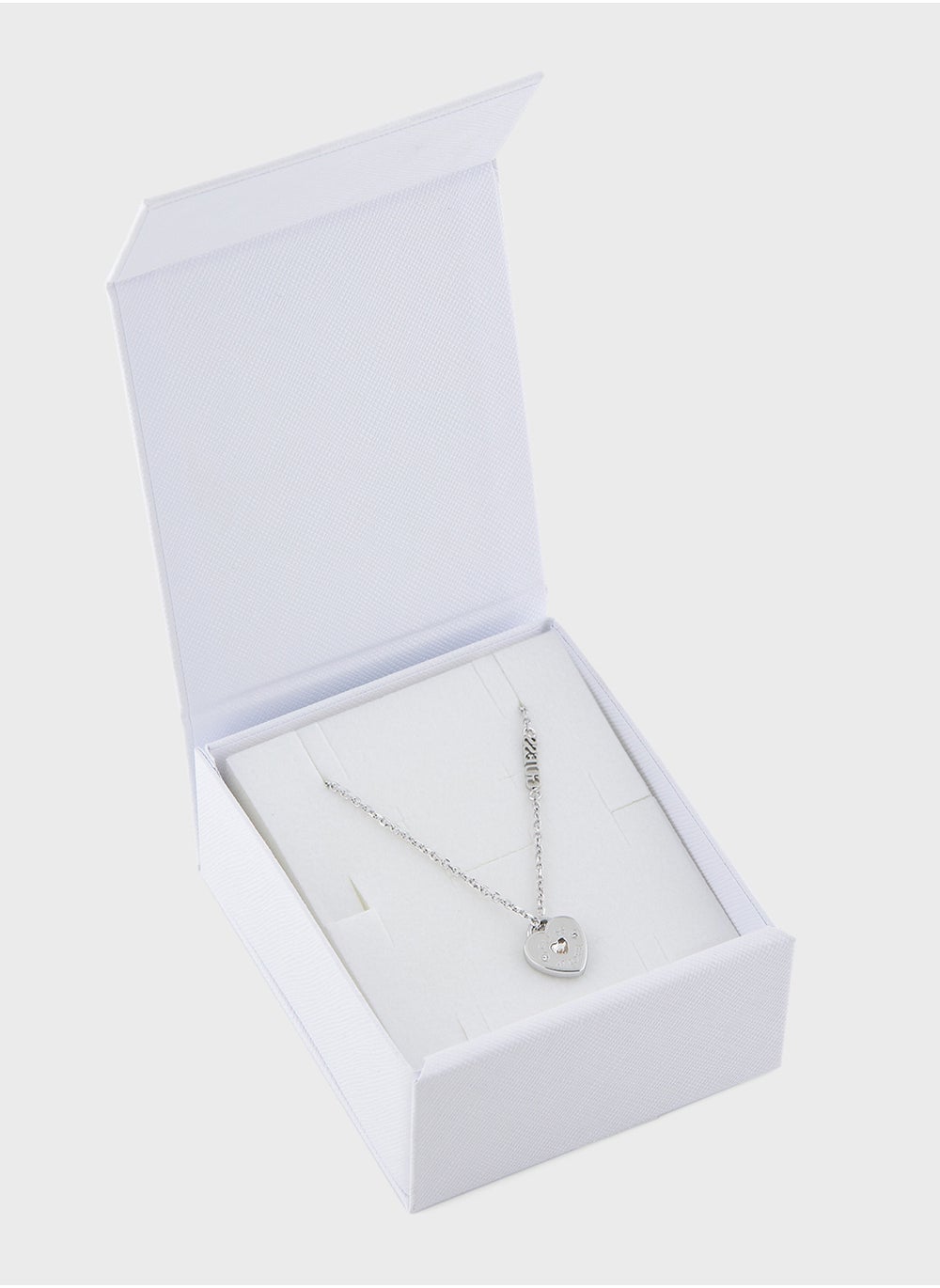 buy-guess-jubn05056jwrht-u-16-18-inch-heart-charm-necklace_5t4
