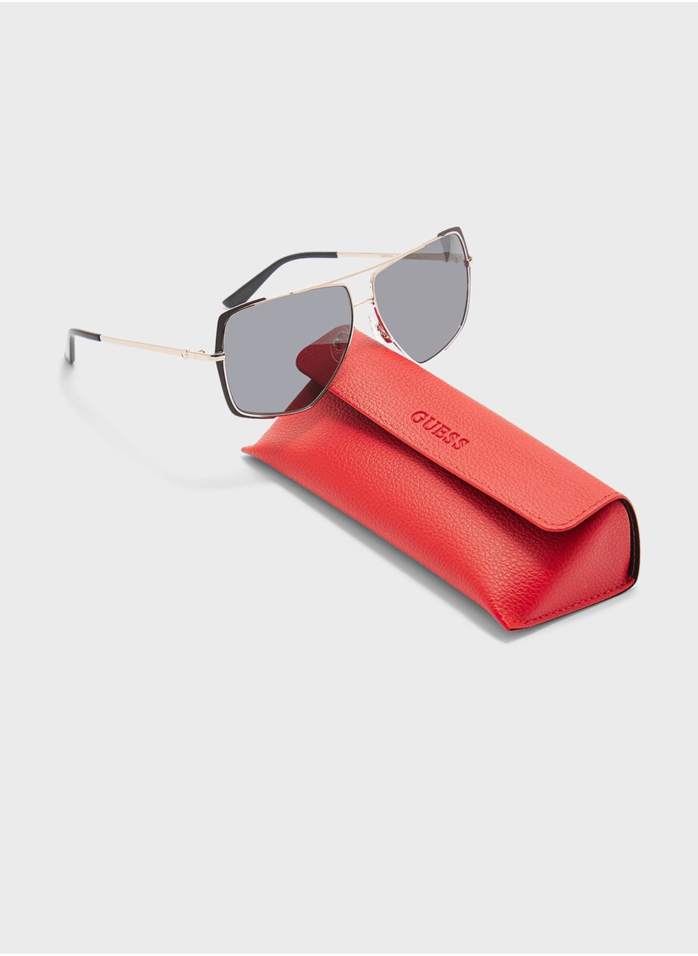 buy-guess-gu0022002a62-oversize-sunglasses_58m