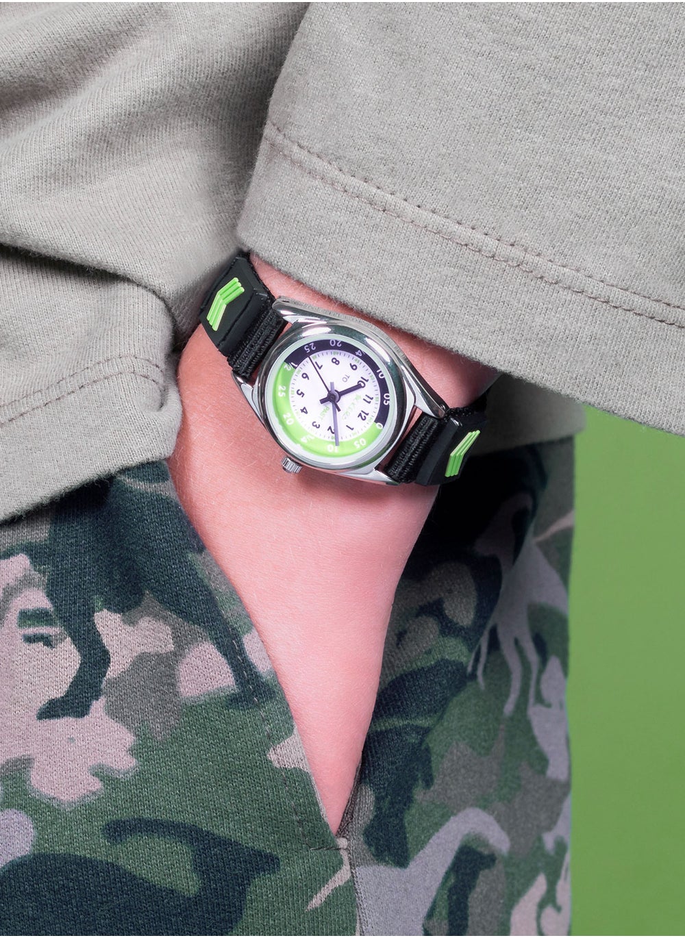 buy-tikkers-tikkers-boys-black-fabric-rip-strap-time-teacher-watch-tk0154_p9i