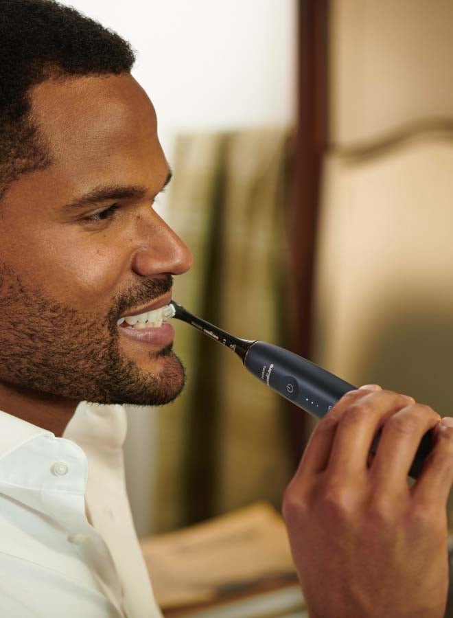 buy-philips-sonicare-prestige-rechargeable-electric-power-toothbrush-9900-series-with-senseiq-and-ai-powered-hx9992-22_1h4