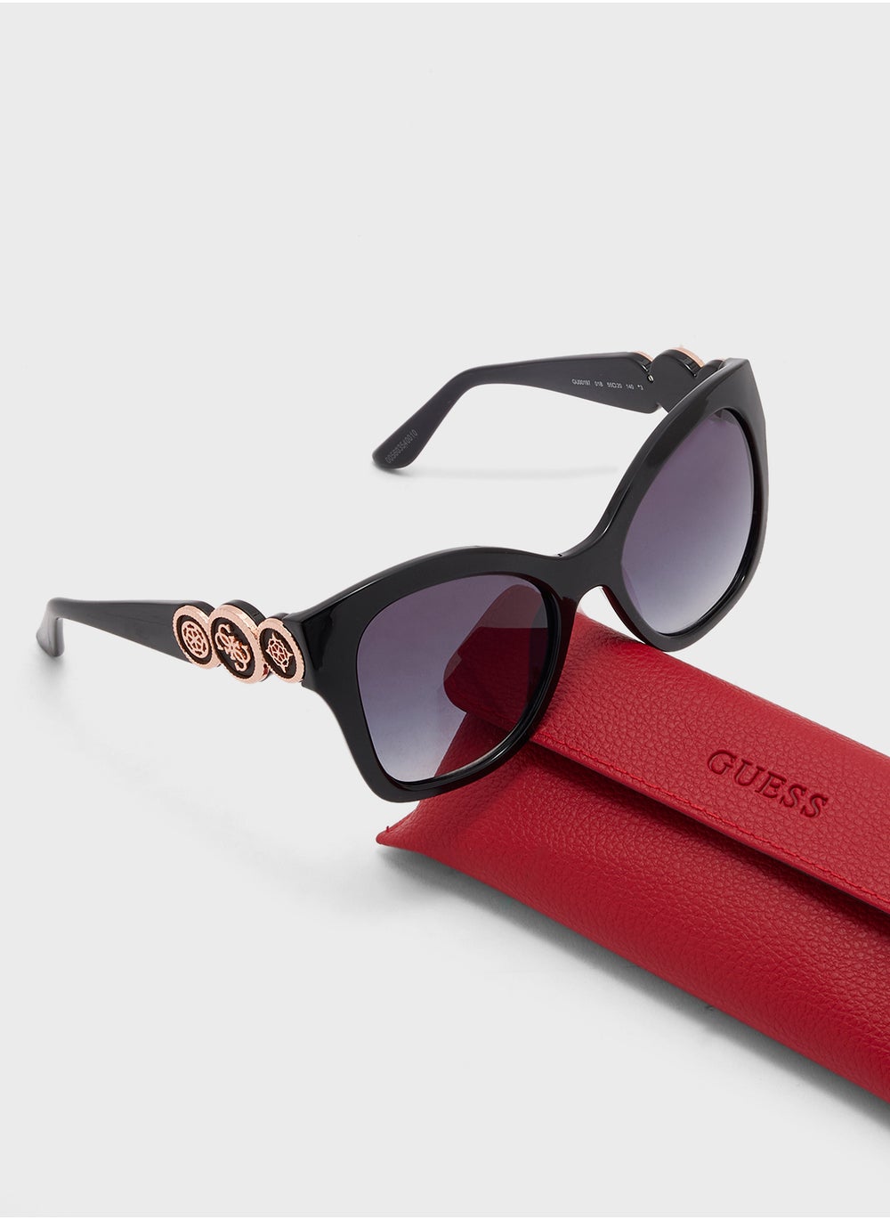 buy-guess-oversized-sunglasses_bql