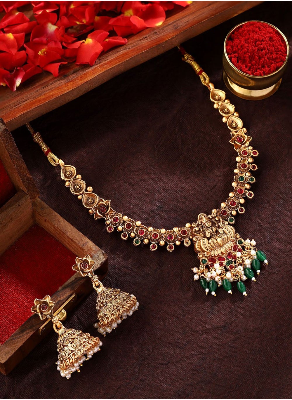 buy-priyaasi-stone-studded-jewellery-set_xjs