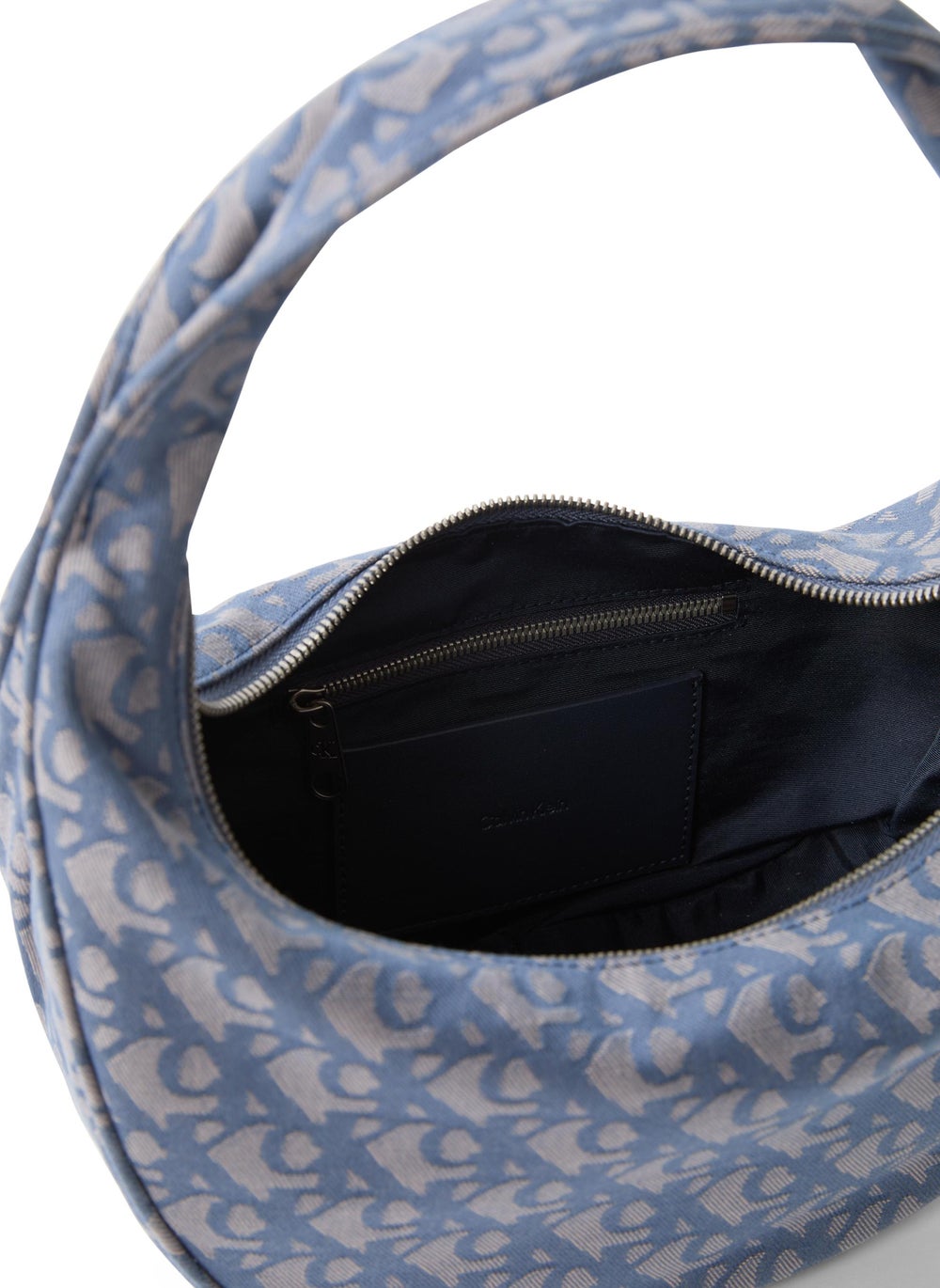 buy-calvin-klein-jeans-logo-detailed-zip-through-hobo_gbi