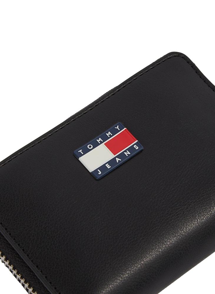 buy-tommy-jeans-essential-small-zip-wallet_uu1