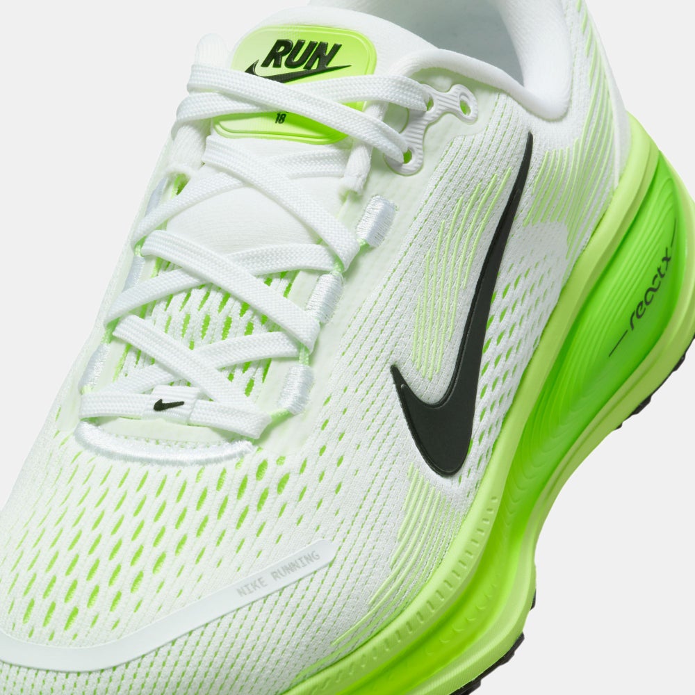 buy-nike-kids-vomero-18-road-running-shoes_4s3