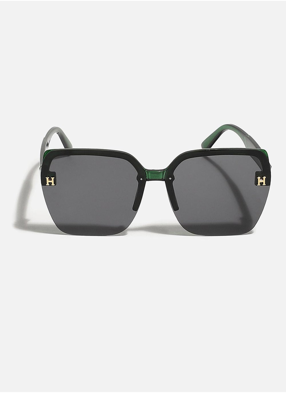 buy-haute-sauce-tinted-lens-black-green-frame-oversized-sunglass_ayn