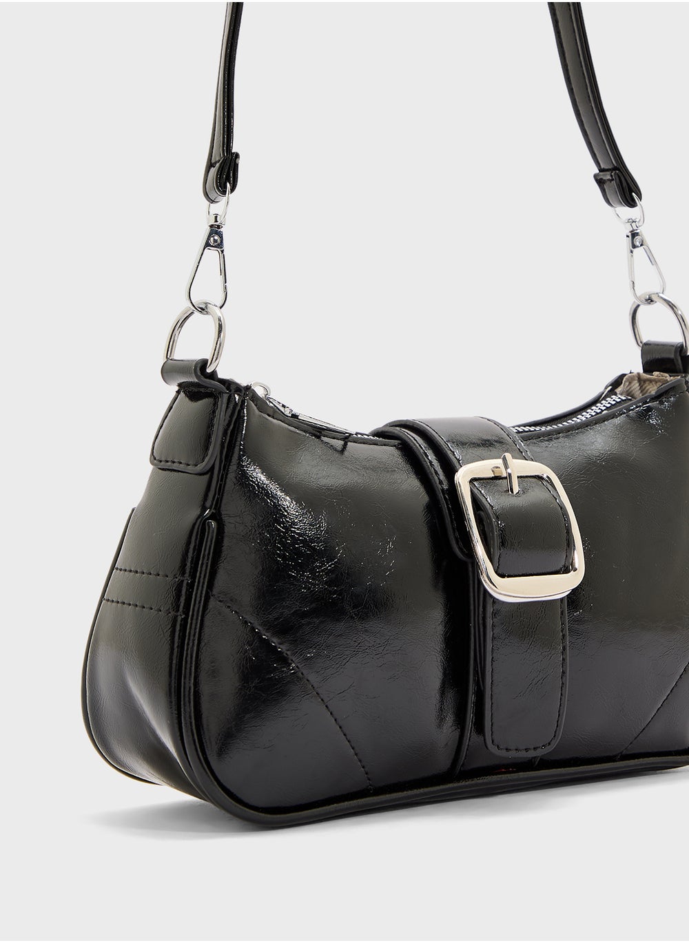 buy-ella-crossbody-with-buckle-detail_xen
