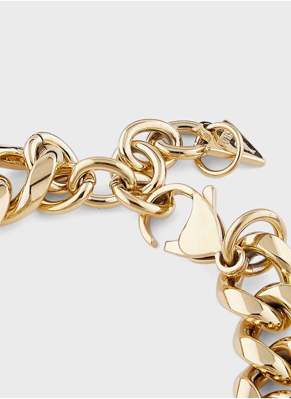 buy-guess-big-hollow-heart-bracelet_t7t