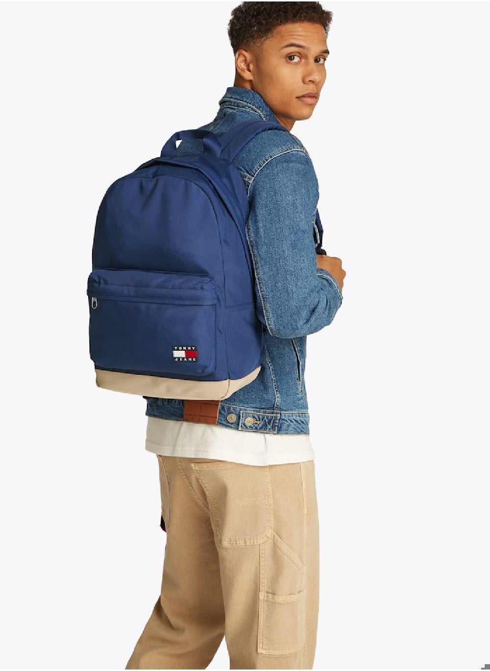 buy-tommy-jeans-essential-dome-backpack_2y8