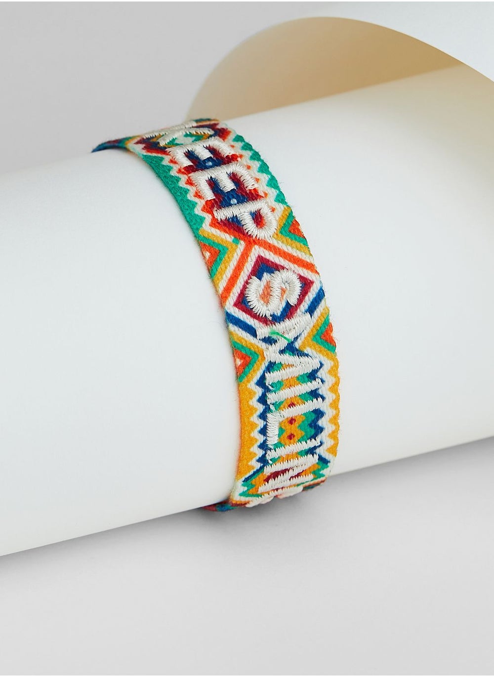 buy-fashionbox-elisa-keep-smiling-bracelet_zbj