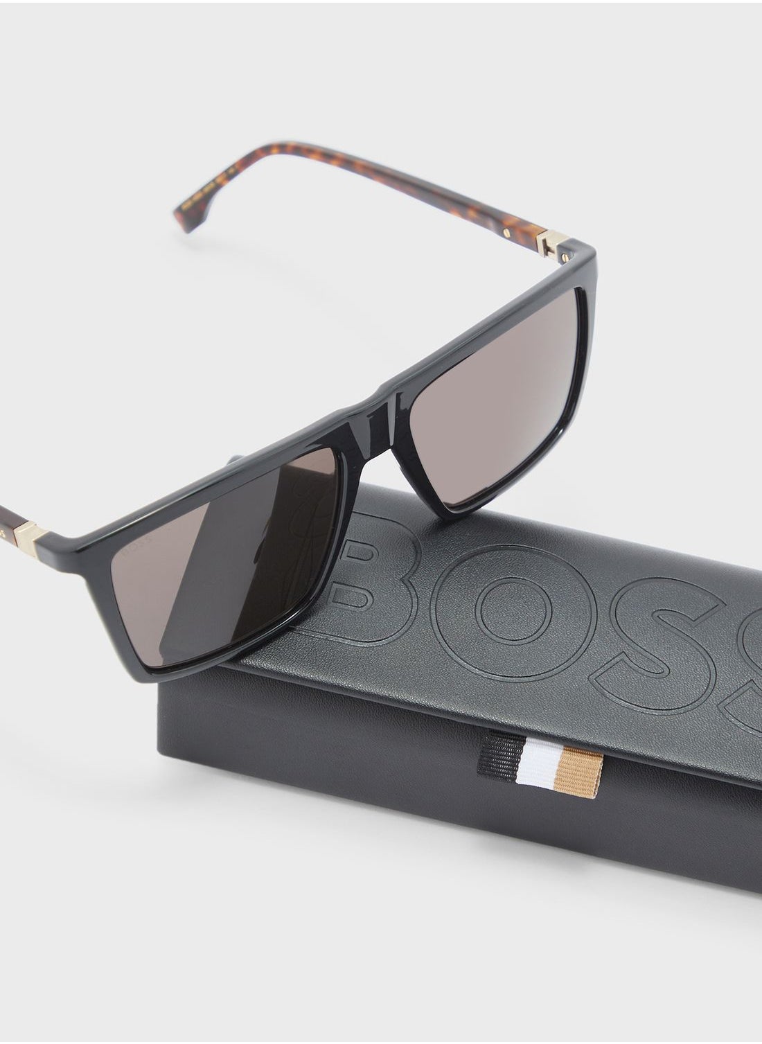 buy-boss-boss1490-s-sunglasses_oii