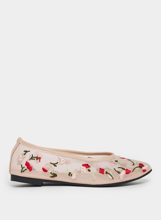 buy-styli-styli-embroidered-floral-design-mesh-casual-shoes_x55