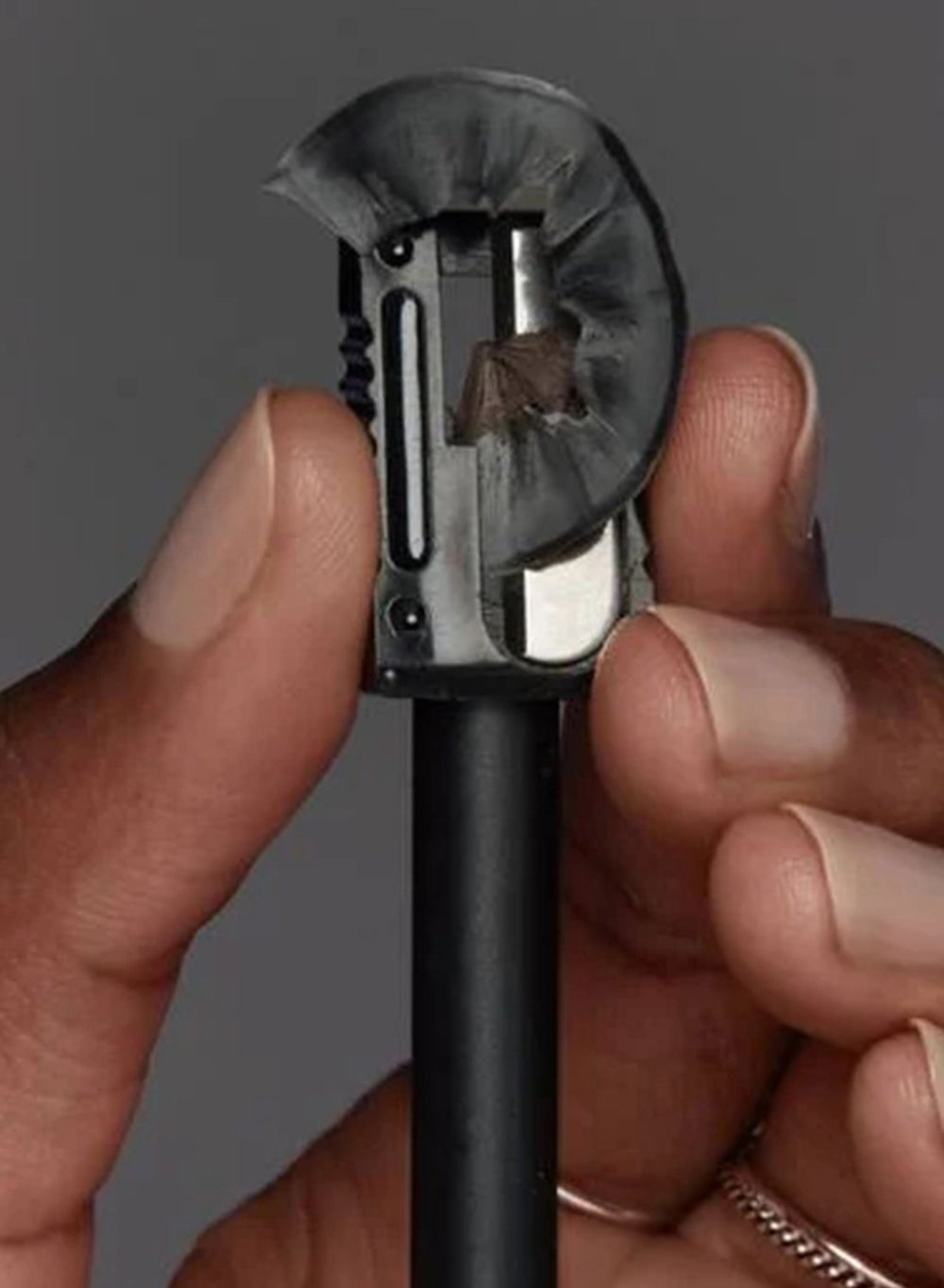 buy-l-oreal-tattoo-brow-36hr-brow-pencil-deep-brown_oeu