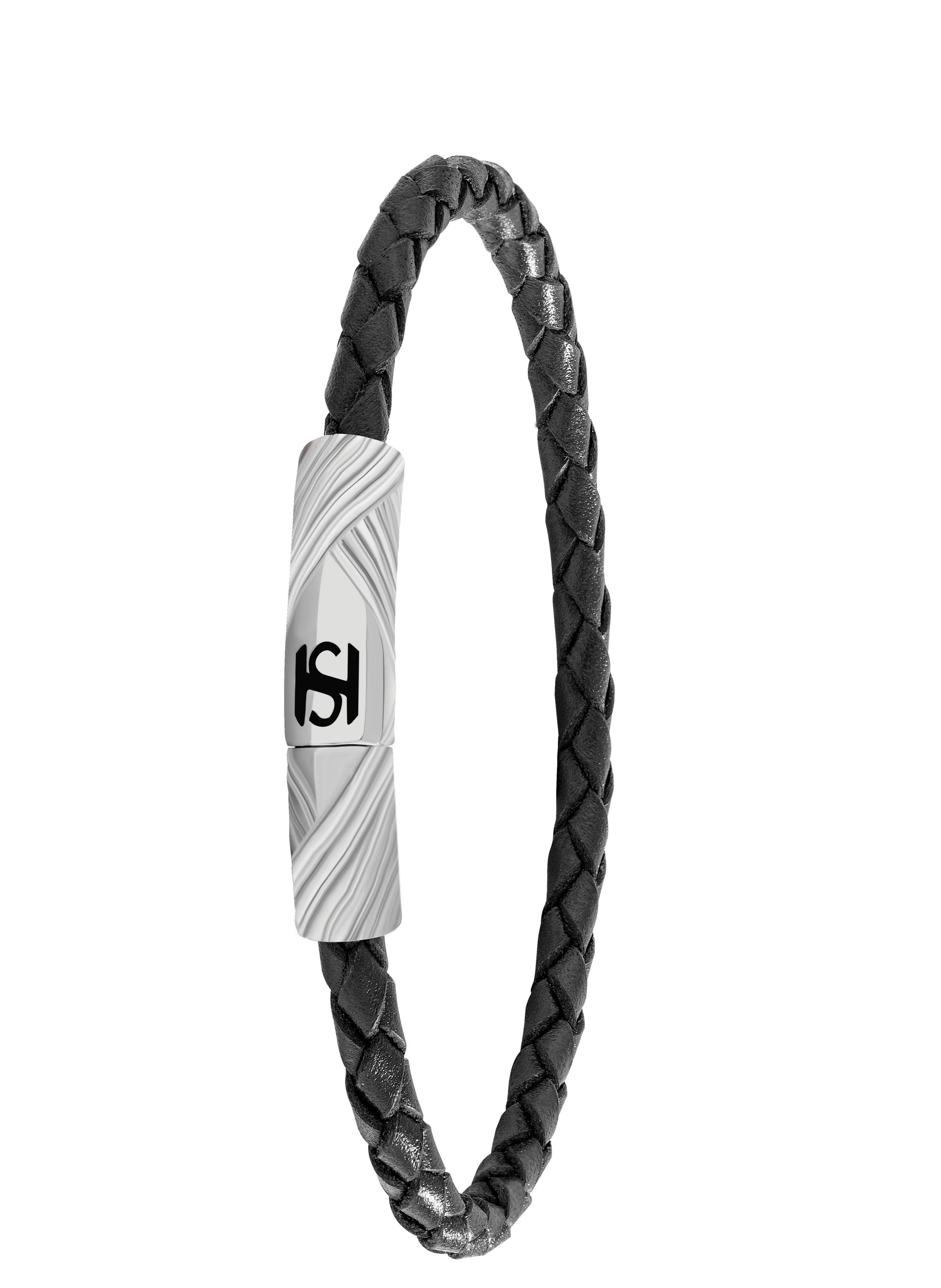 buy-saint-honore-tour-eiffel-black-leather-bracelet-with-silver-logo-for-men-s_5p3