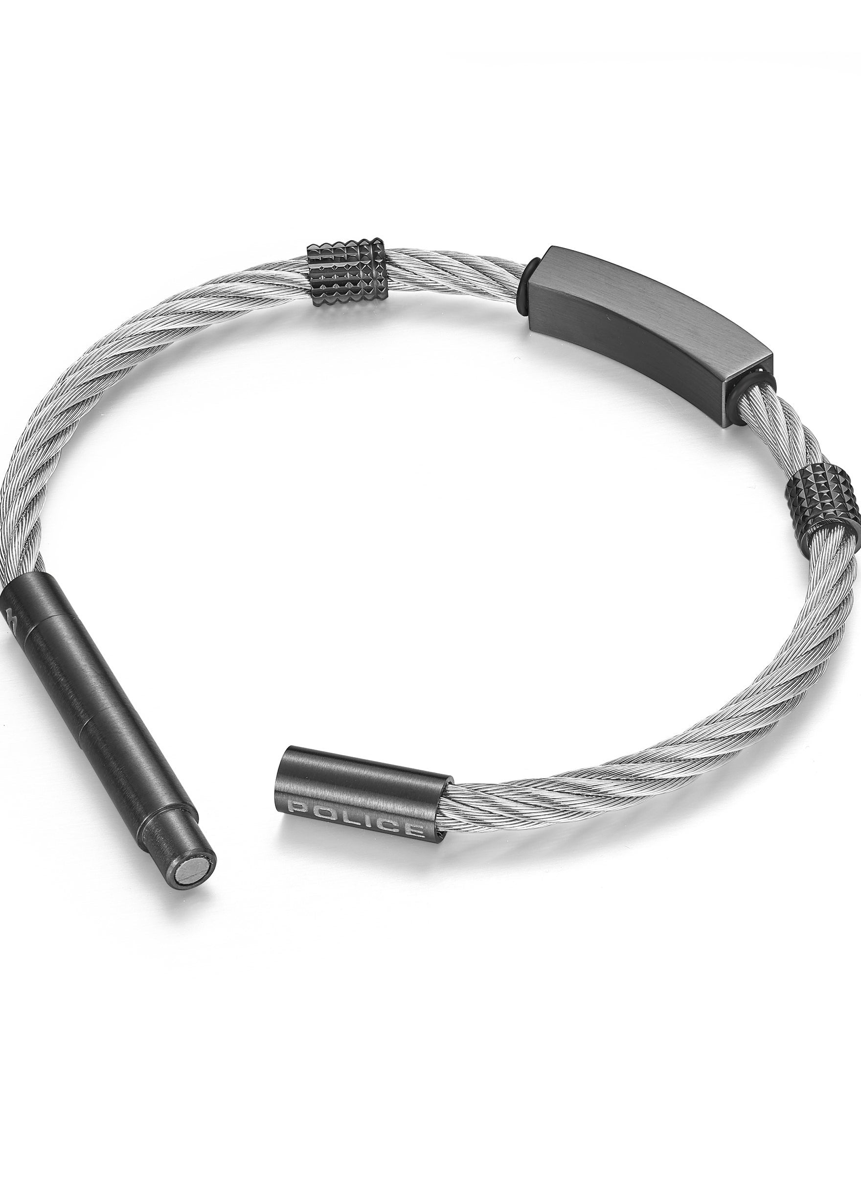 buy-police-quadro-silver-grey-metal-stainless-steel-gents-bracelet_a8p