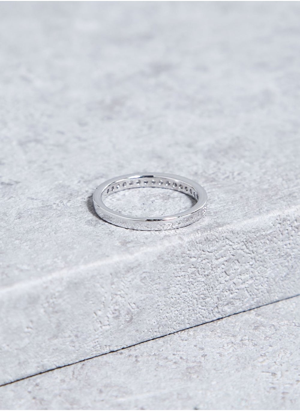 buy-swarovski-large-rare-band-ring_gef