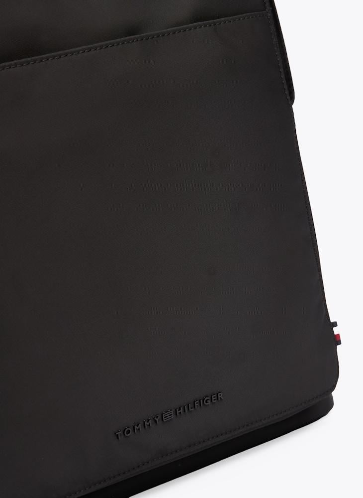 buy-tommy-hilfiger-logo-textured-dome-backpack_vsv