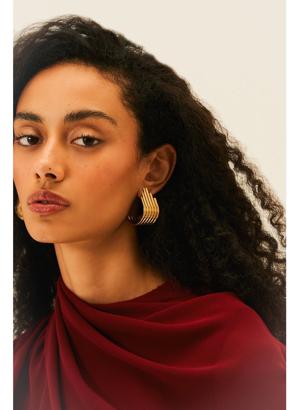 buy-noya-ophelia-arc-earrings_aae