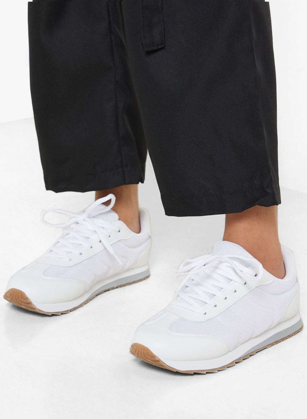 buy-ginger-quilted-sneaker_043