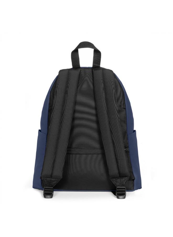 buy-eastpak-day-pak-r-boat-navy-medium-backpack-with-bottle-holder-laptop-sleeve_1cm