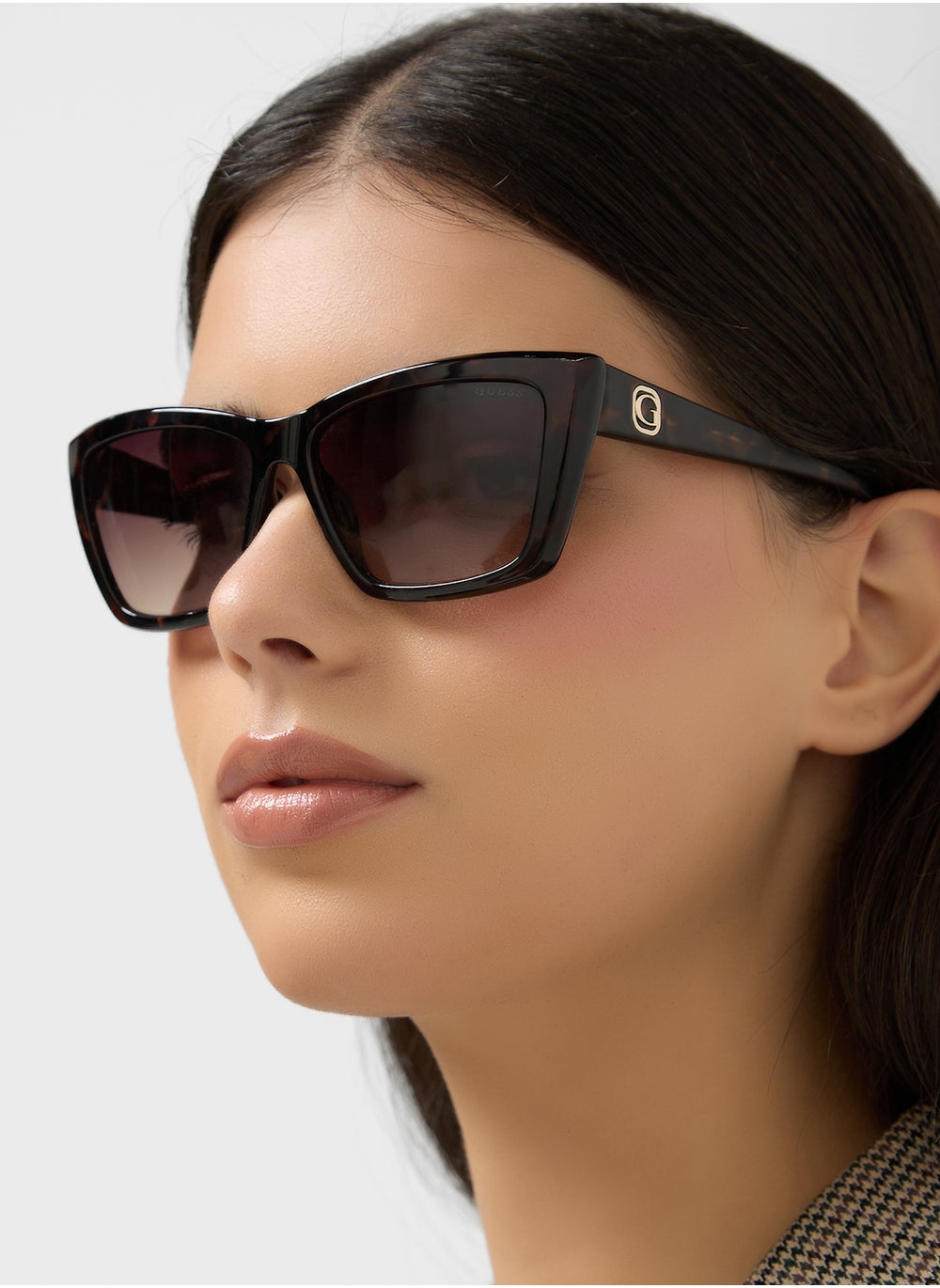 buy-guess-uv-protector-wayfarers-sunglasses_h76