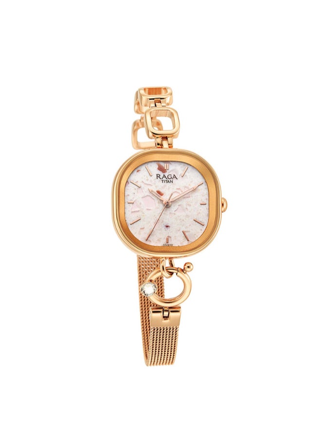 buy-titan-women-analog-rectangle-shape-metal-wrist-watch-2693wm01-36-5-mm_yiu