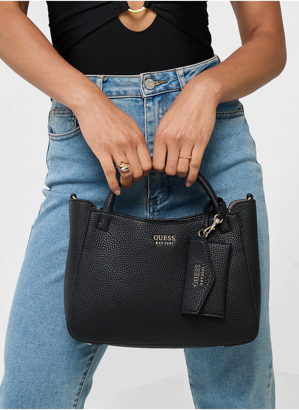 buy-guess-brenton-sml-girlfriend-satchel_j3r