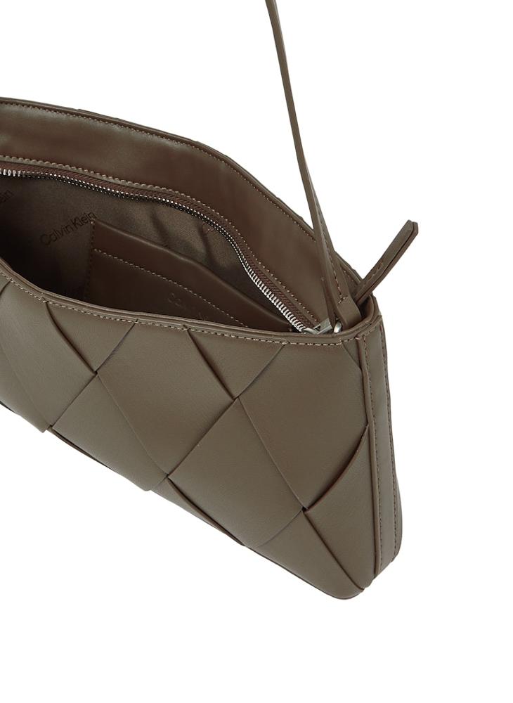 buy-calvin-klein-elongated-shoulder-bag_nol