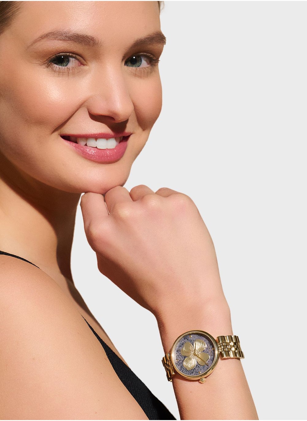 buy-olivia-burton-ob-signature-dogwood-t-bar-analog-watch_mye