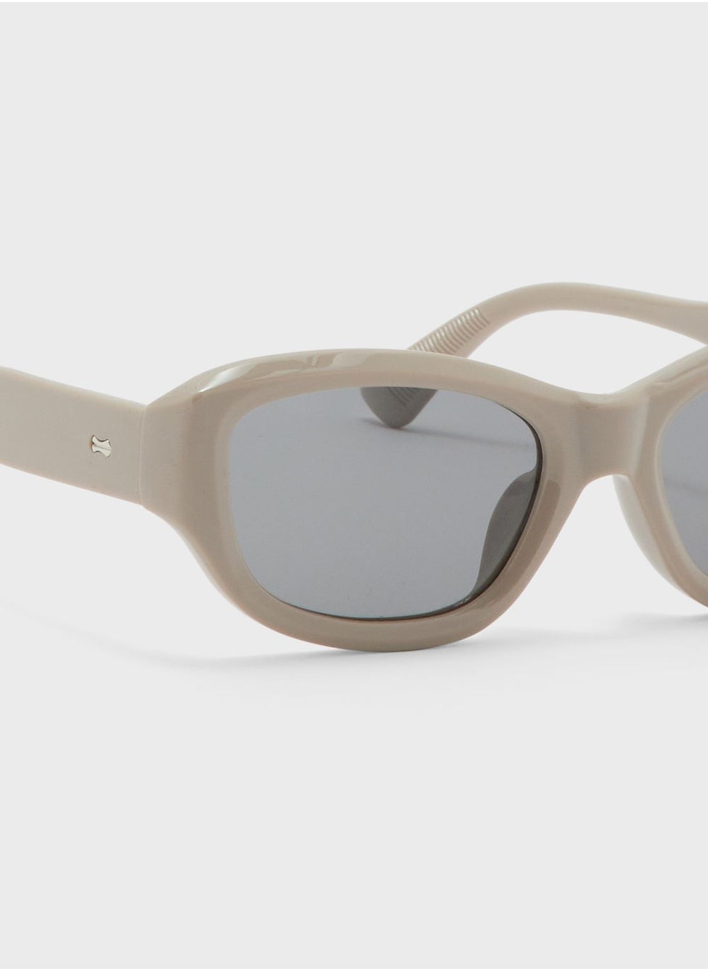 buy-ella-angular-wayfarer-sunglasses_jsd